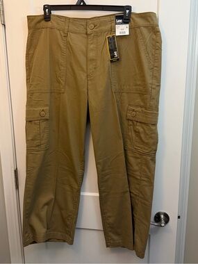 Lee women’s Cargo Pants - khaki